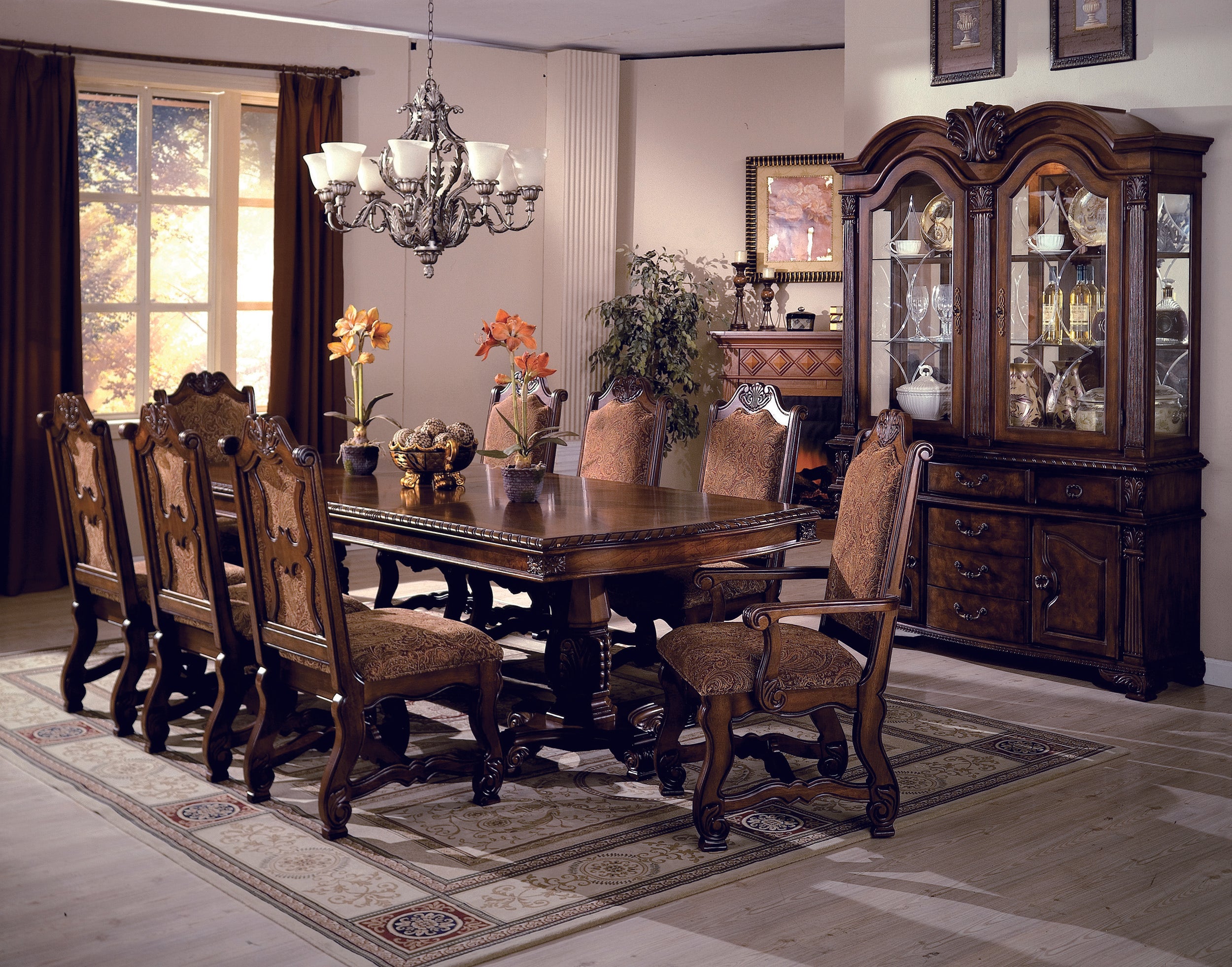 NEO RENAISSANCE CHINA HUTCH 53