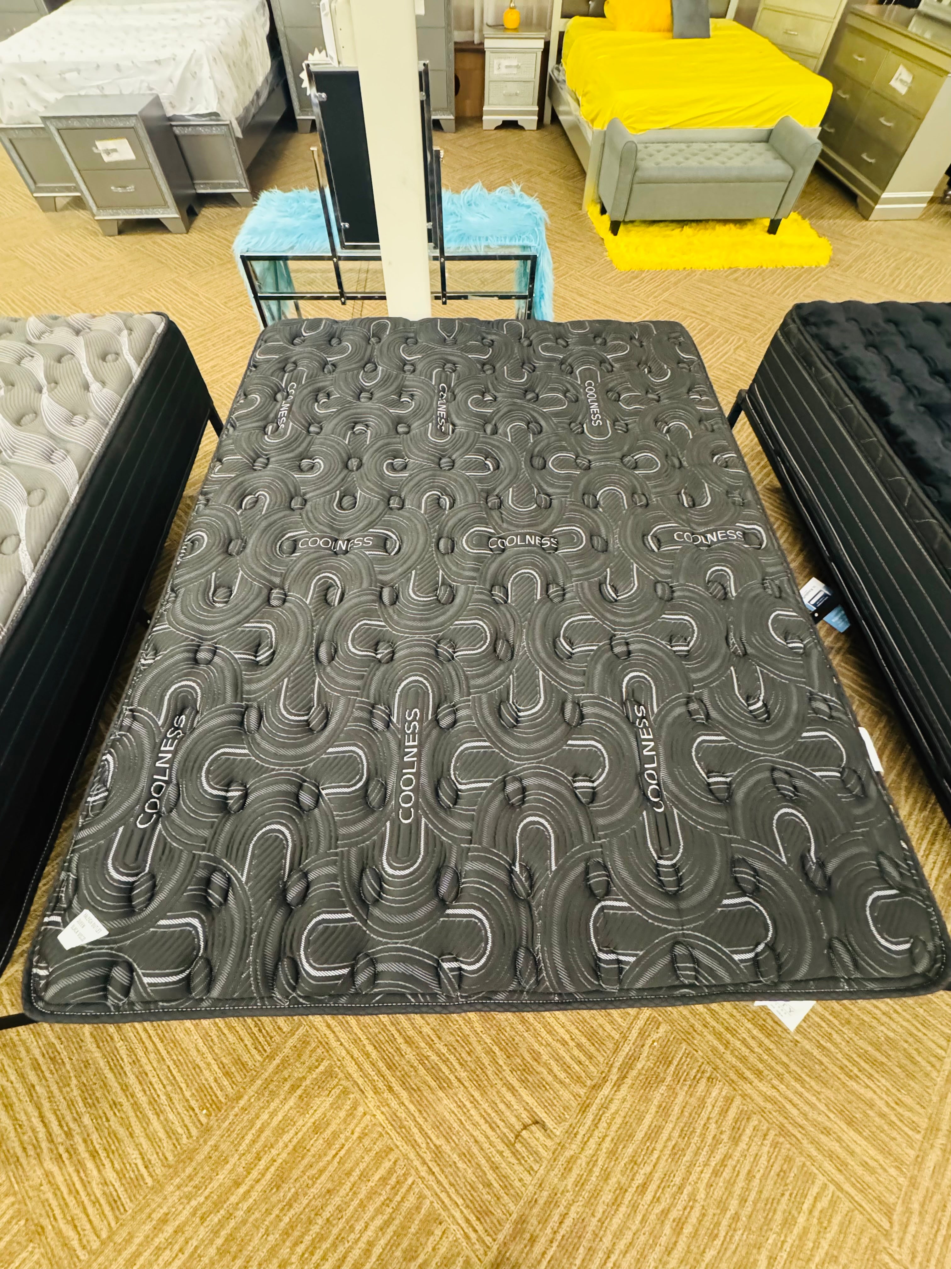 Black visco cool gel mattress