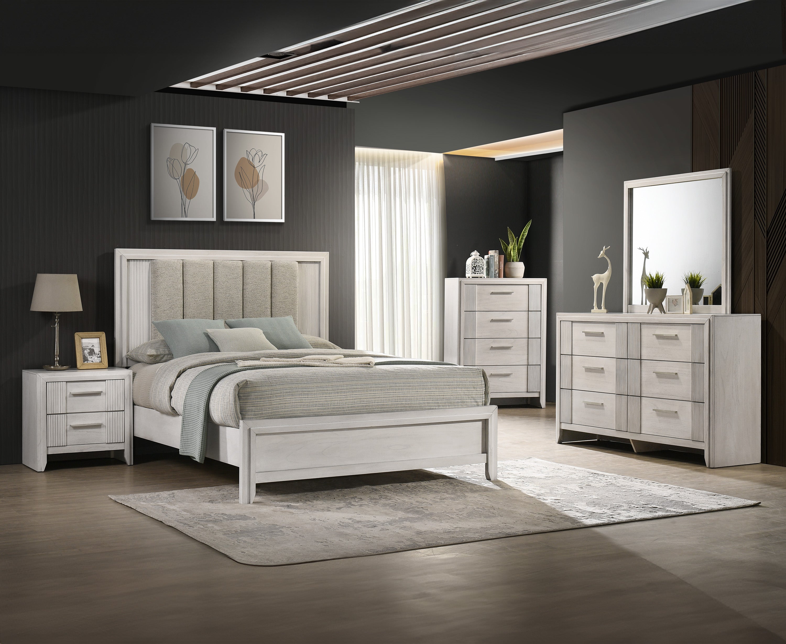 Carlton White Mist Upholstered Queen Bed