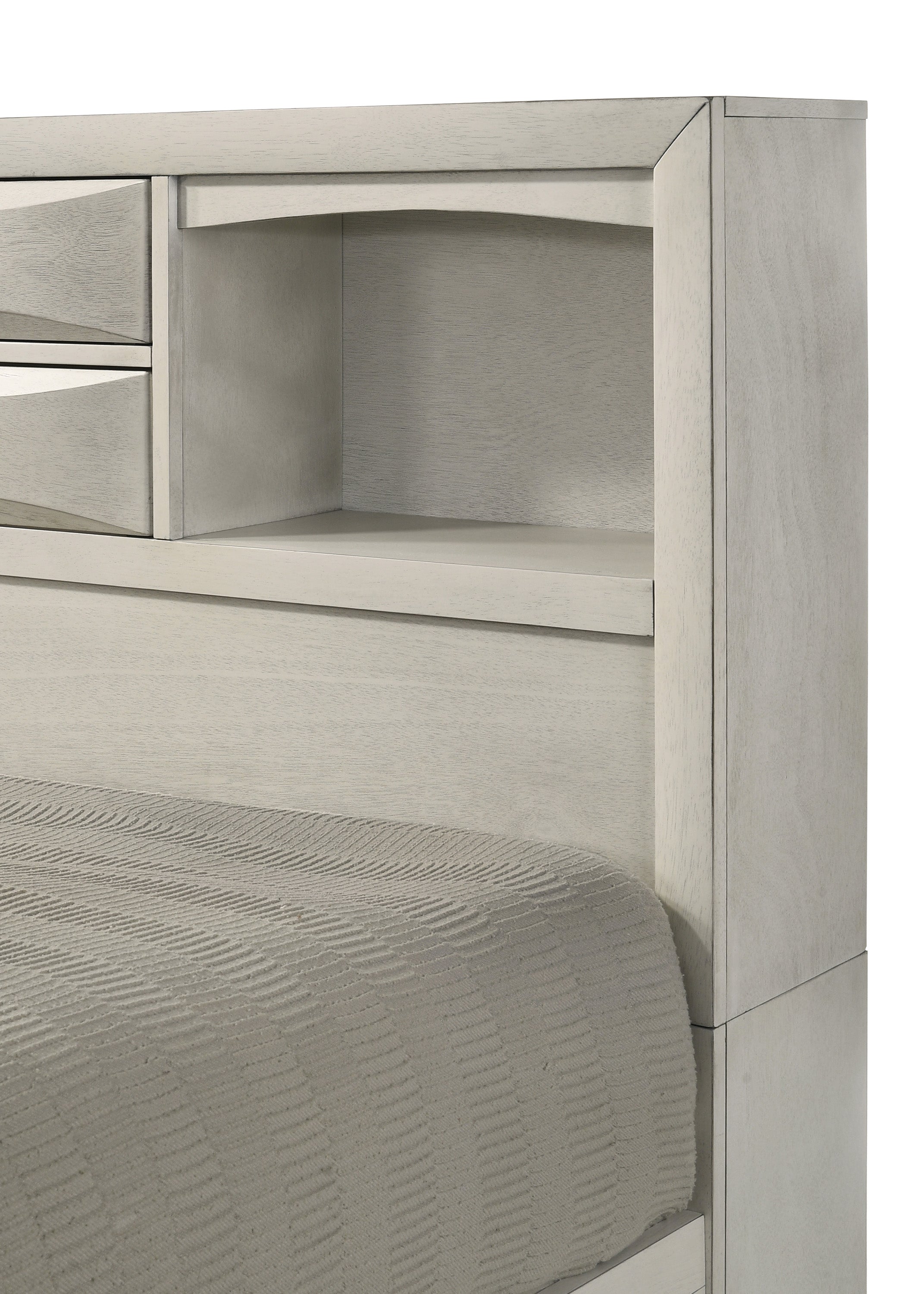 Emily White Storage Platform Bedroom Set