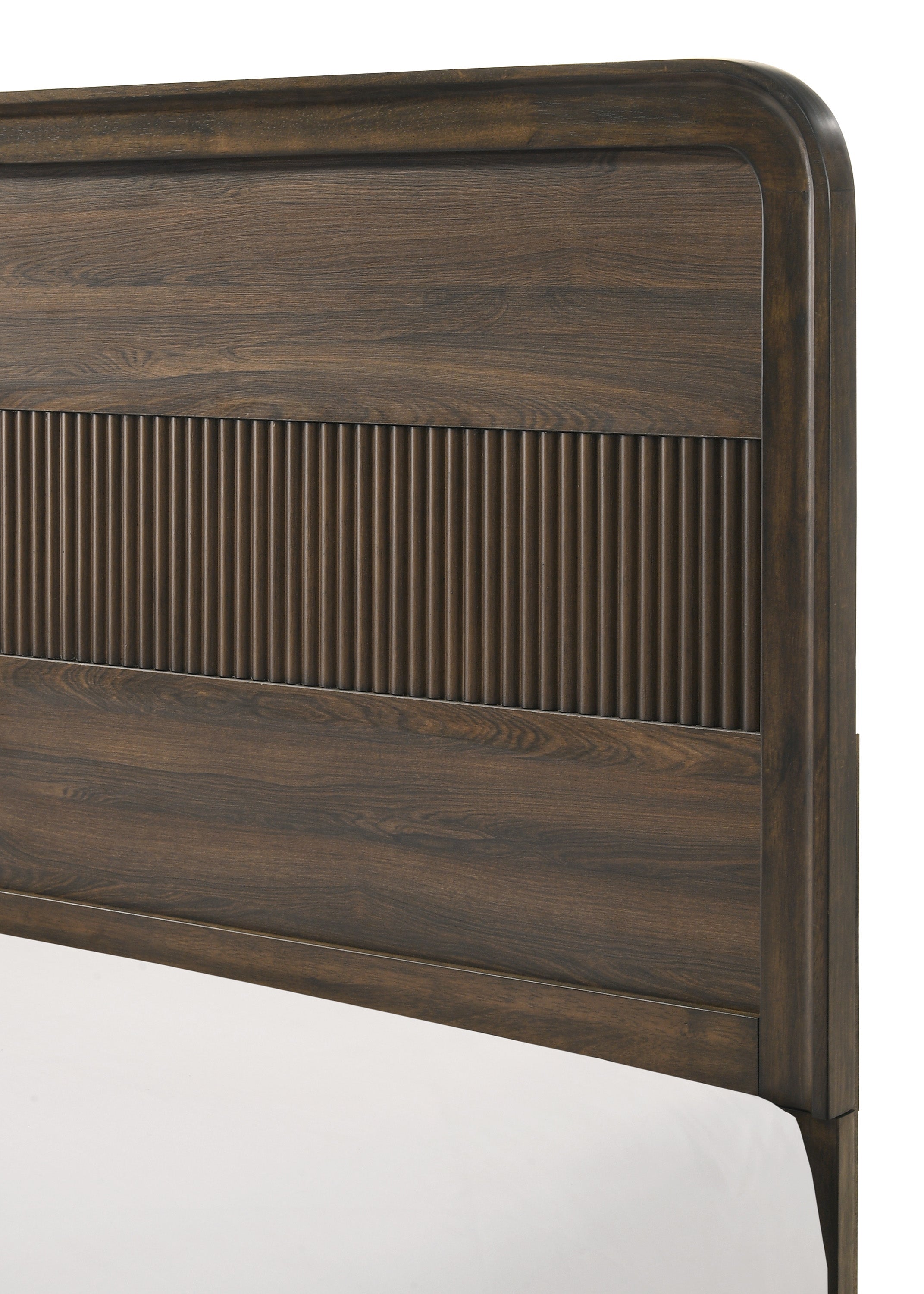 Kinkaid Warm Wood Bedroom Set